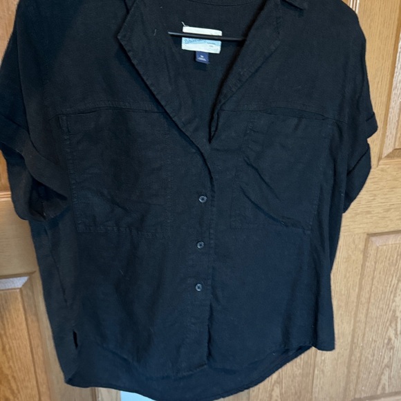 Universal Thread Black Button-Down Shirt - Picture 3 of 4